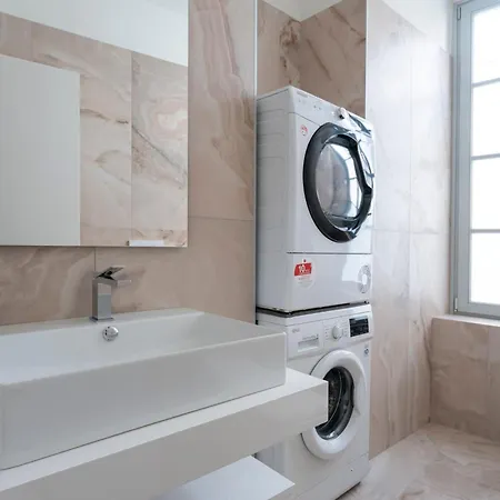 Elegance Family דירה