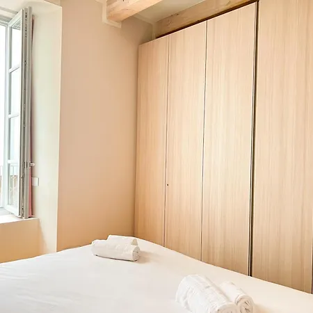 Apartment Elegance Family Como